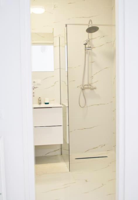 오라데아 3 Dream Apartmant 3+Parcare Gratuita 아파트 외부 사진
